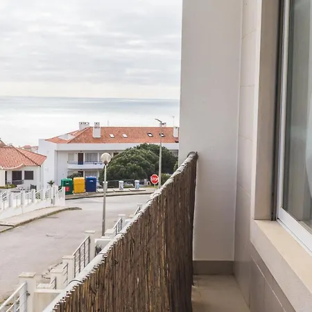 Vandrarhem Chill Hill & Private Ericeira