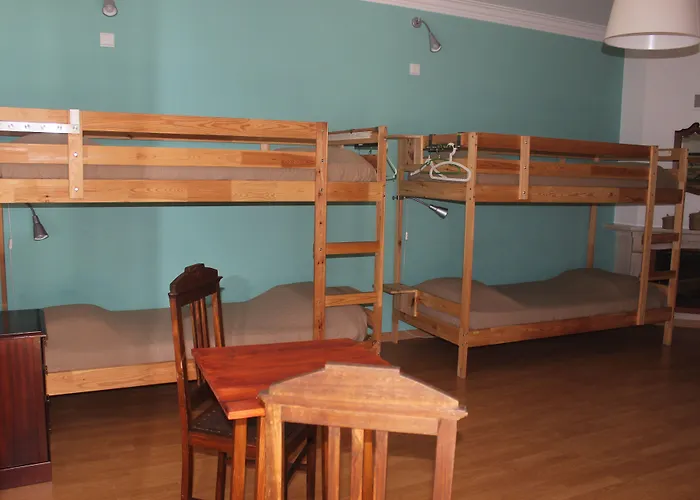 Chill Hill & Private Hostel *